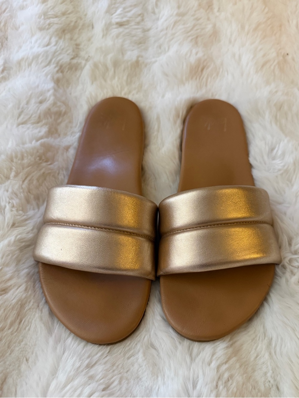 Beek size 9 sugarbird Metallic Gold Slide Sandals 1/2 usual price